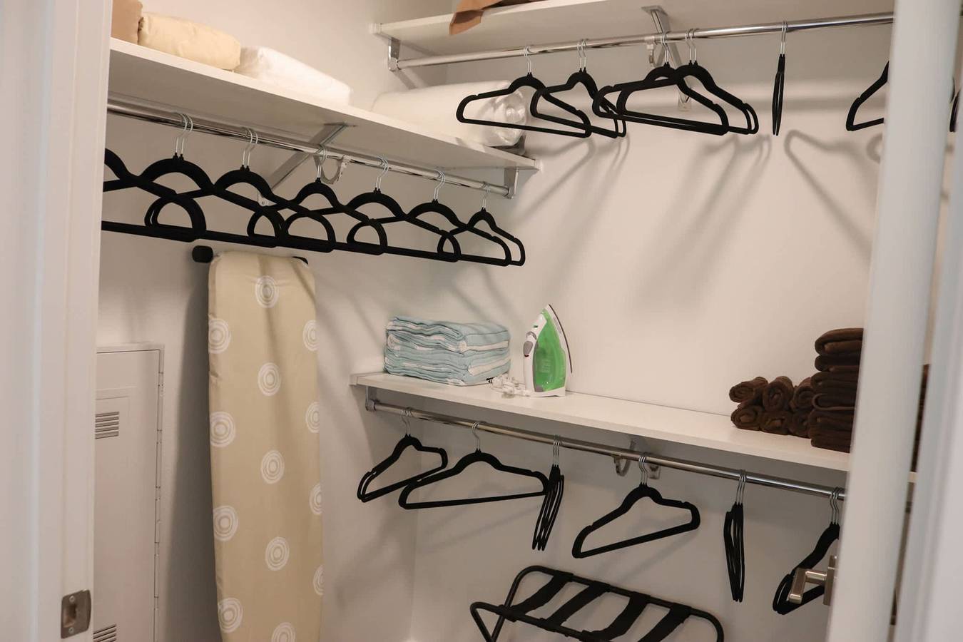 Apartamento entero, Urban Chic Home 10 Min from Disneyland With Pool   Gym in Santa Ana (california), Condado de Orange