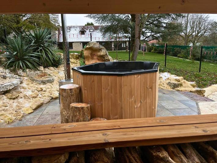 Location de vacances pour 10 personnes, avec piscine ainsi que jardin et vue à Paley - 4