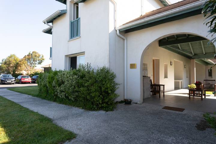 Ganze Wohnung, Apartment „T2 Vert Anis“ mit Wlan in Salies-de-Béarn, Béarn