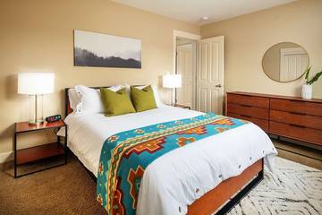 Vacation Home for 16 Guests in Beaverton, Willamette Valley, Picture 3