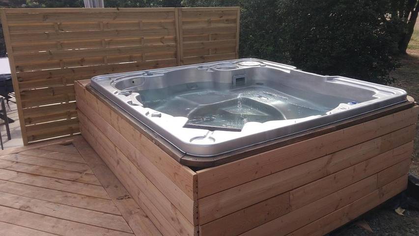 Location de vacances pour 2 personnes, avec piscine et jacuzzi à Chantonnay - 2