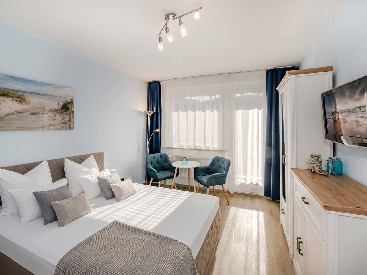 Ganze Ferienwohnung, Ferienwohnung Ostseeflair - Gemütliche Ferienwohnung in Zempin mit Balkon – nur 100 m bis zum Strand in Seebad Zempin, Zempin