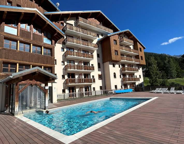 Gîte pour 4 personnes, avec piscine et balcon dans Valfréjus - 2