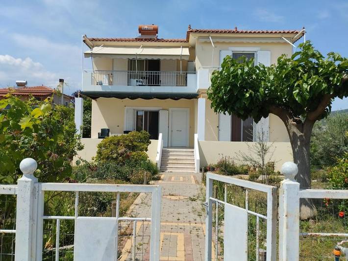 Appartement de vacances pour 5 personnes, avec Terrasse ainsi que Jardin et Vue
