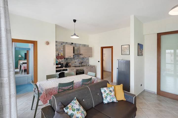 Ferienwohnung für 8 Personen, mit Balkon in Salerno - 2