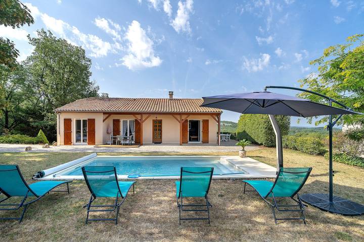 Location de vacances pour 6 personnes, avec Jardin à Montignac