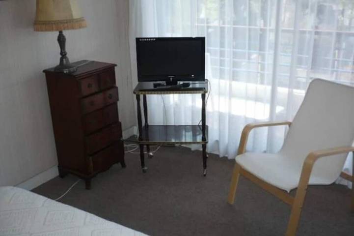 Gîte pour 3 personnes, avec terrasse dans Plage Benoît - 2