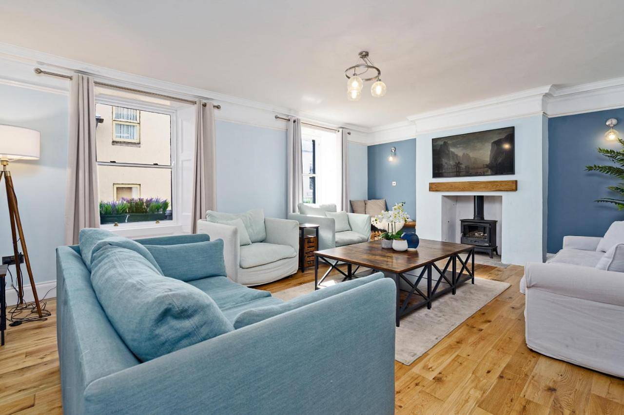 Clovelly House Relaxed Family Coastal Home in Berwick-upon-Tweed, Northumberland