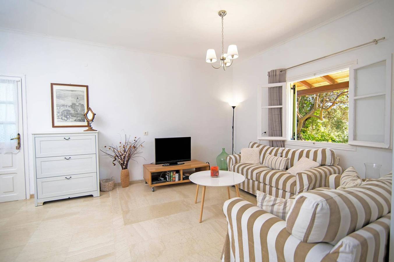 Villa Mistral Cottage by Villa Plus in Agios Stefanos (Corfu), Corfu