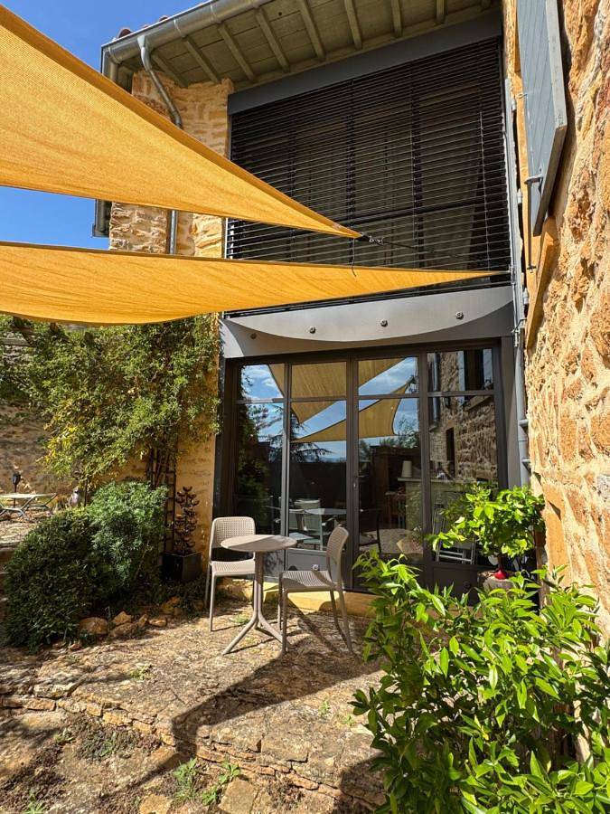 Gîte pour 2 personnes, avec terrasse et vue à Saint-Jean-des-Vignes - 2