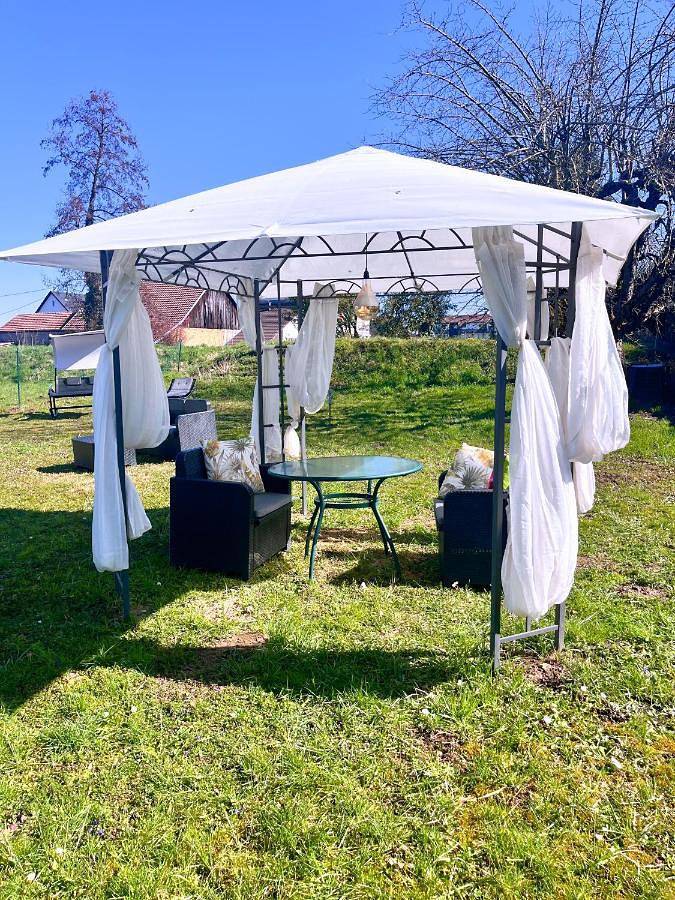 Deluxe Double Room with Shower in Blotzheim, Région de Mulhouse