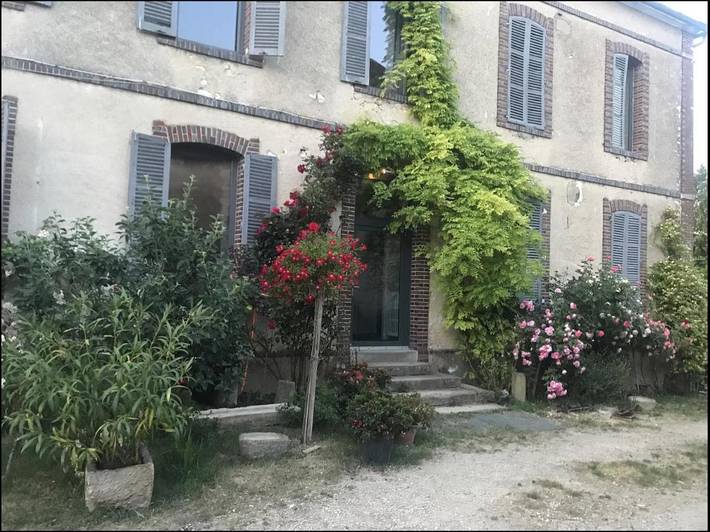 Location de vacances pour 2 personnes, avec Terrasse ainsi que Jardin et Vue à Villiers-sur-Tholon
