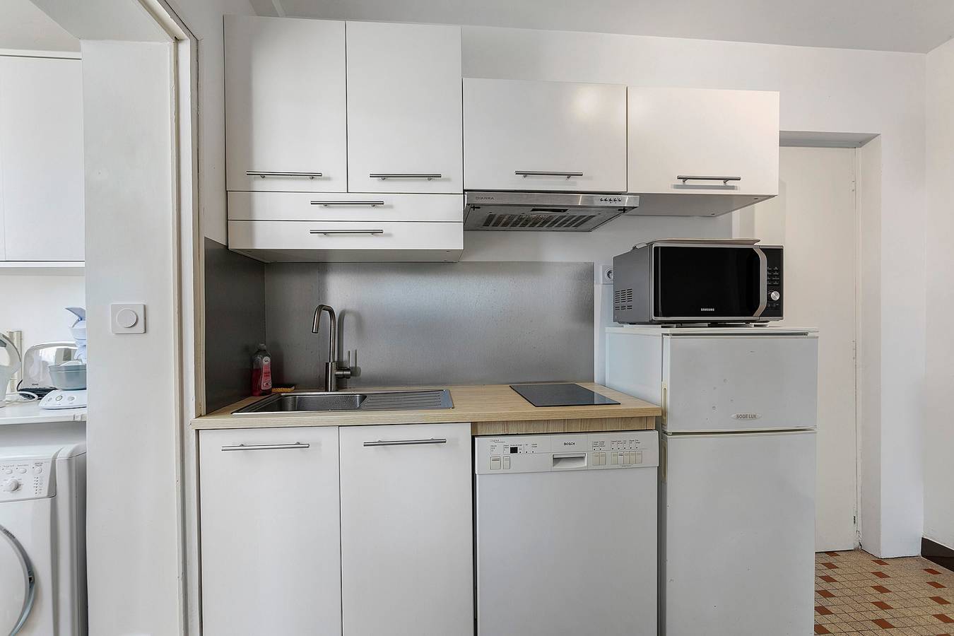 Apartamento entero, Apartamento «Les Landes» con terraza y jardín compartidos y Wi-Fi in Saint-Quay-Portrieux, Côte de Goëlo