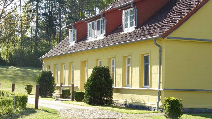Ferienwohnung für 4 Personen, mit Garten und Sauna sowie Terrasse in Gingst