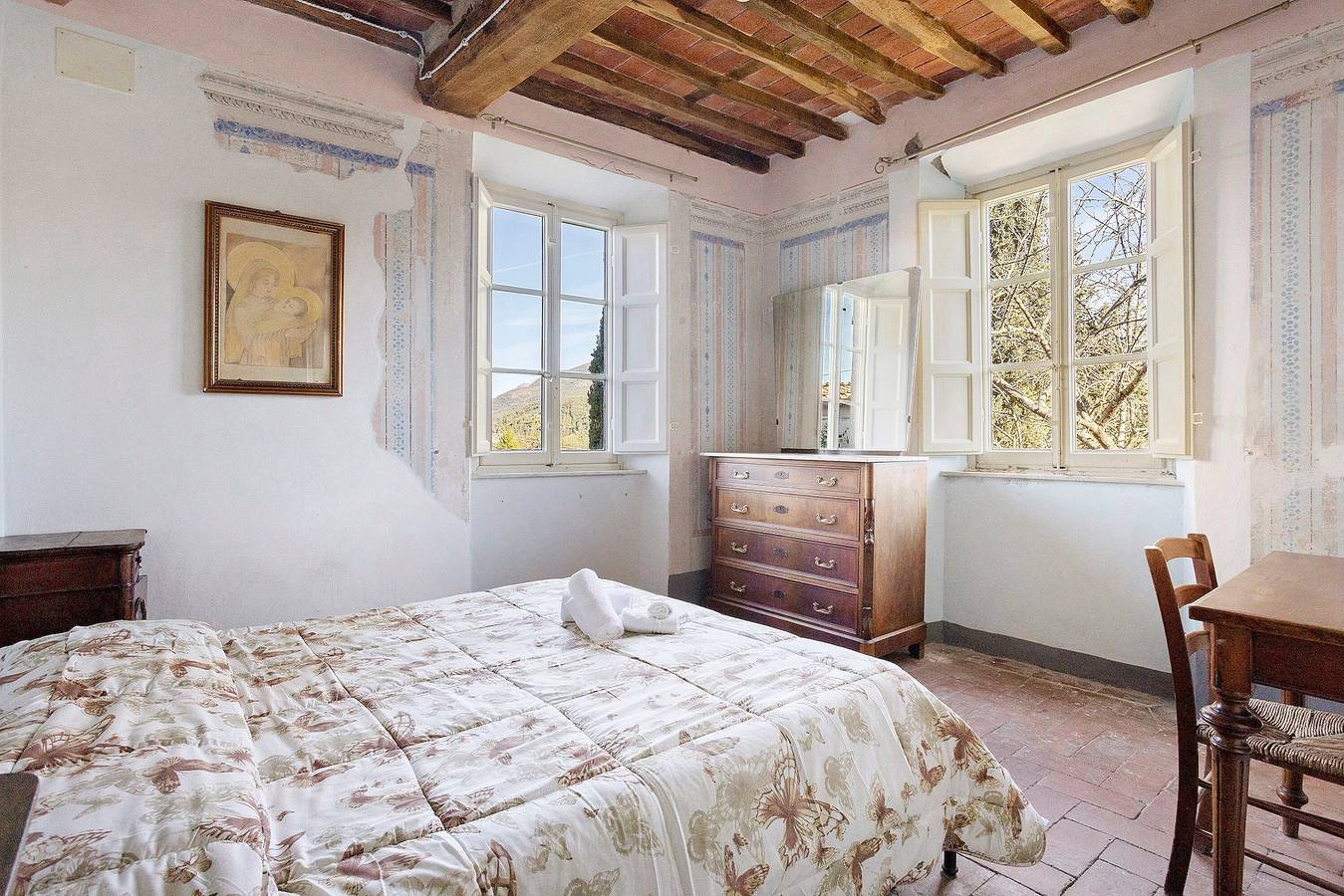 Hel lejlighed, Apartment 'Menestrello' with Shared Pool, Shared Garden and Air Conditioning in Massarosa, Den Italienske Riviera