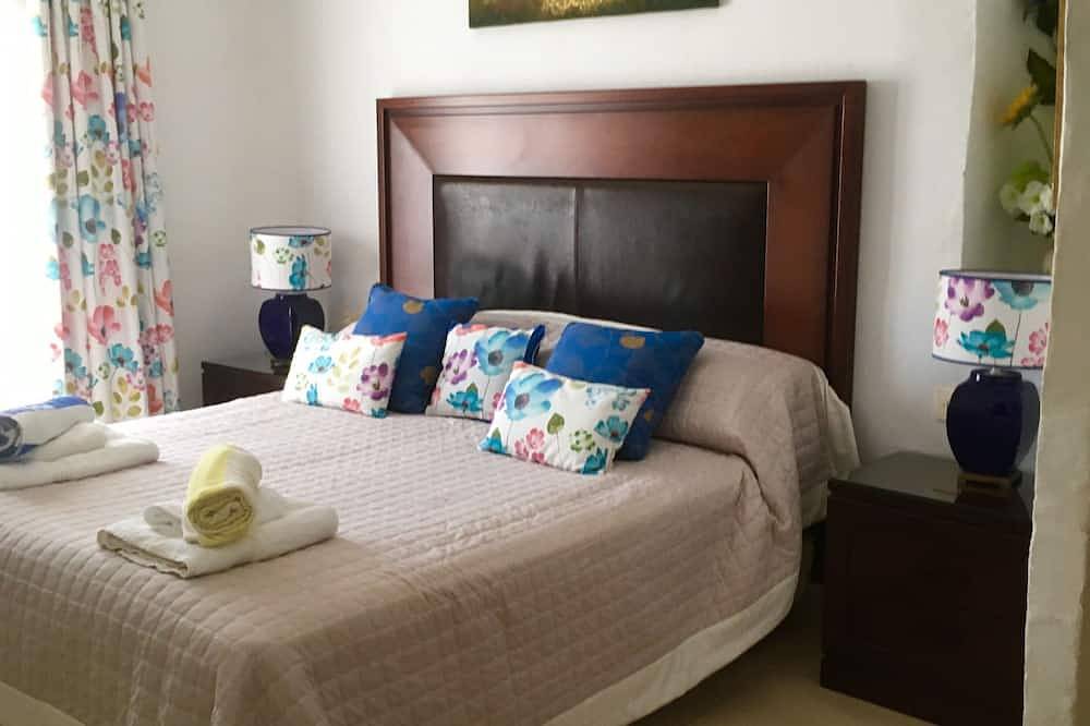 Villa de lujo de 3 camas. Rápido Wi-Fi, piscina, aire acondicionado, 50% de disco de golf. Smart Tv con Sky in Mar Menor, Costa Cálida