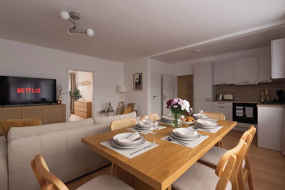 Ganze Wohnung, Sali | Design City-Apartment für bis zu 6 Personen in Trossingen, Mittlerer Schwarzwald