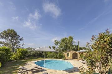 Villa pour 7 Personnes dans Saint-Maximin (Nimes), Région de Nîmes, Photo 4