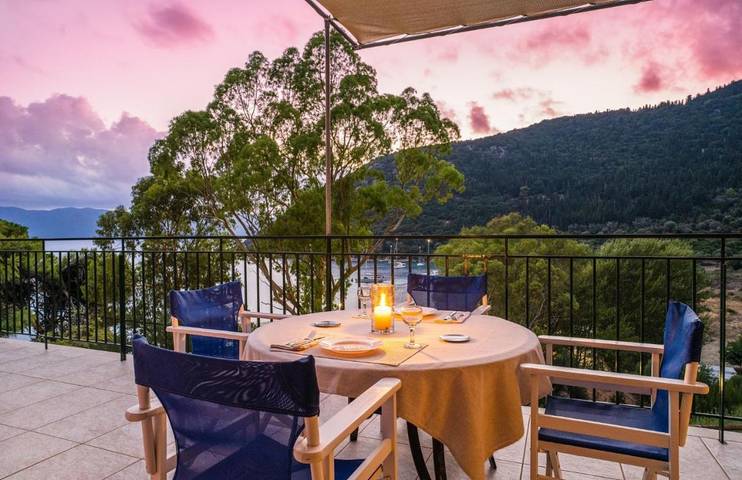 Villa pour 2 personnes, avec terrasse à Ithaque