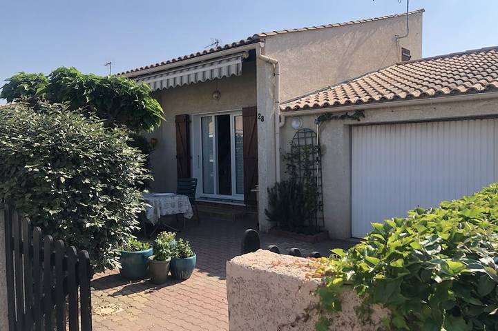 Maison de vacances pour 7 personnes, avec terrasse et jardin, animaux acceptés dans Plage de la Farinette