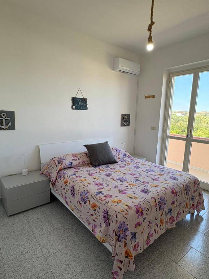 Appartamento per 4 persone, con Balcone e Giardino nonché Panorama a Sellia Marina
