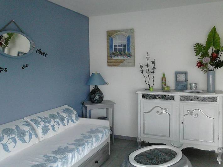 Gîte pour 2 personnes, avec vue et jardin dans Prunete - 4