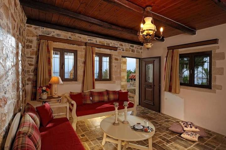 Villa für 6 Personen, mit Ausblick und Garten sowie Terrasse - 1