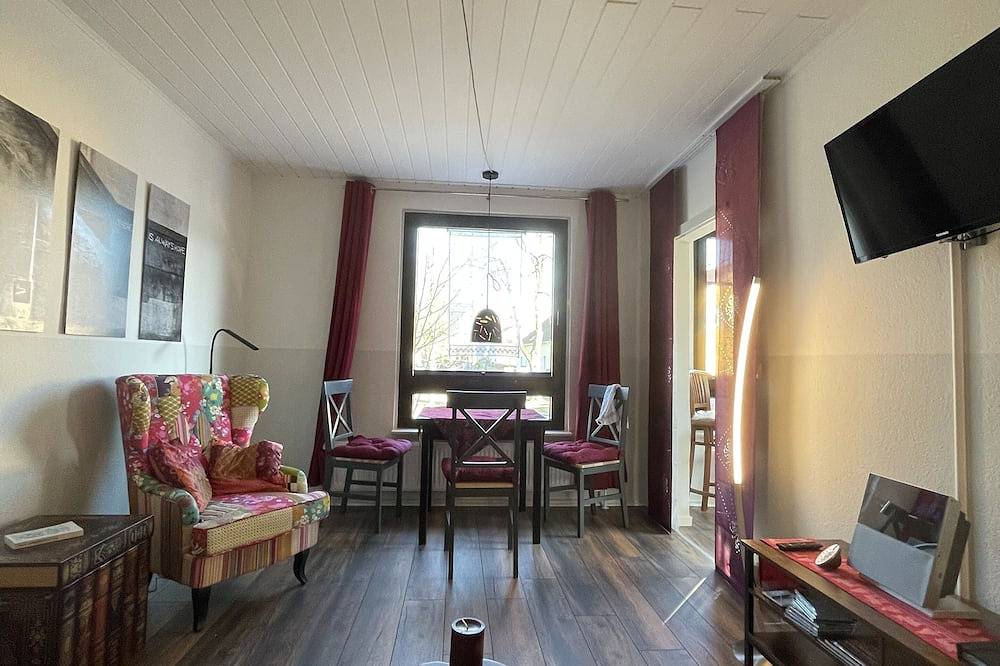 Ganze Wohnung, ⭐️⭐️⭐️⭐️ Komfort-Appartement in Seenähe - mit Wallbox für e-Autos in Rangsdorf, Teltow-Fläming