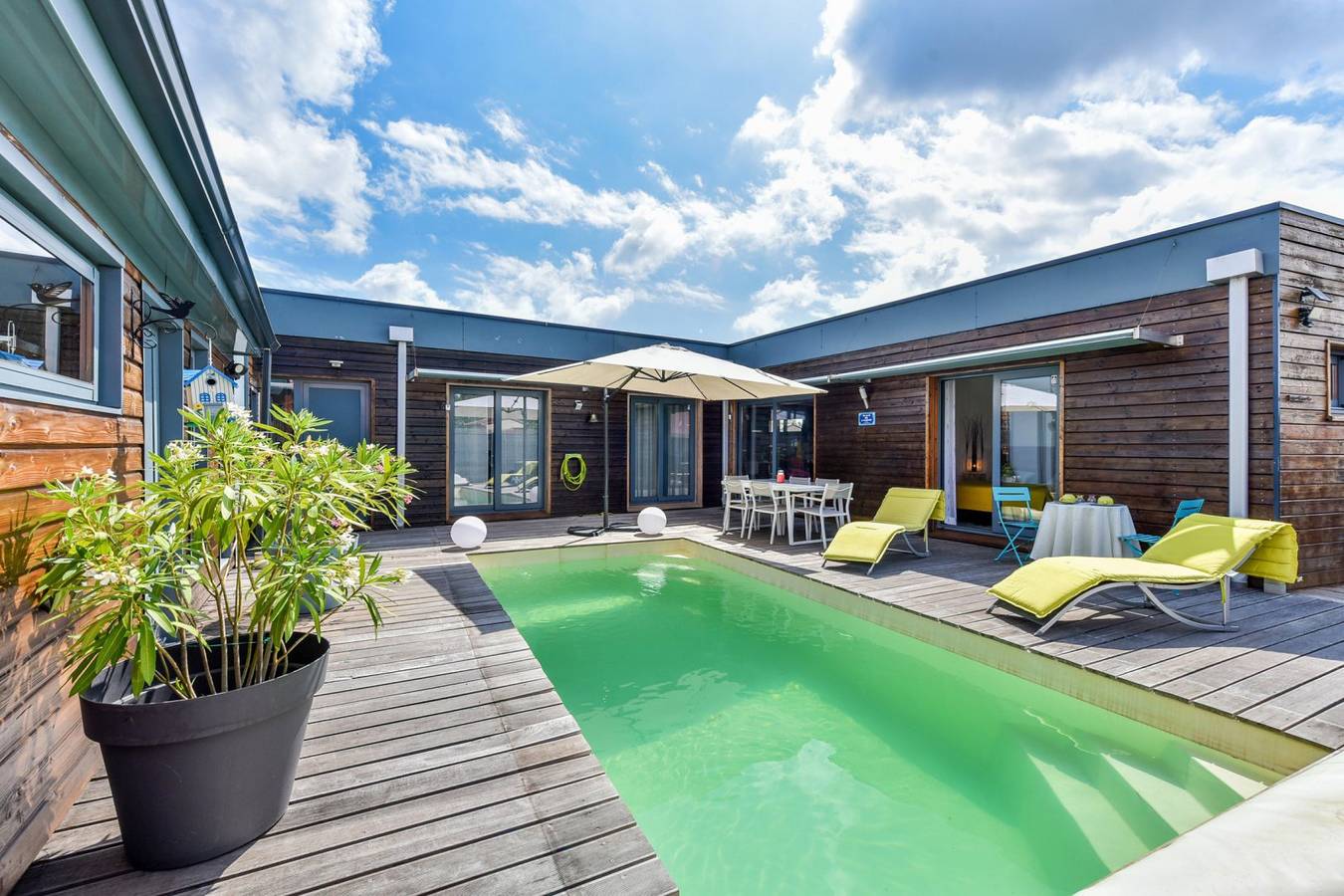Belle chambre d'hôtes avec spa et piscine - Chambre Océane in Gaillac, Région d'Albi