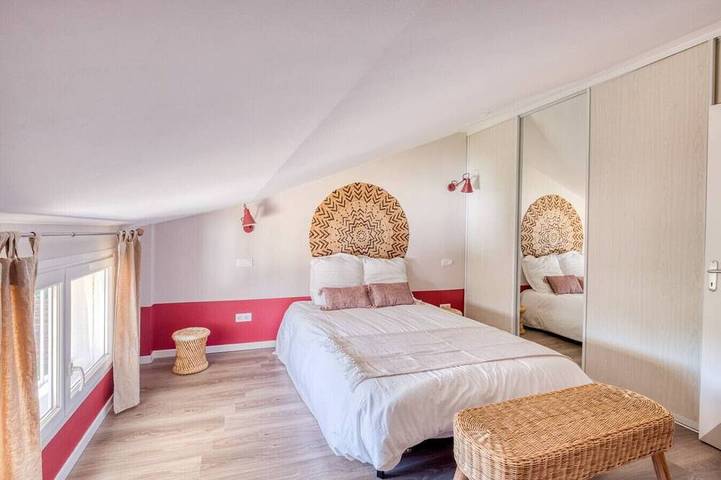 Gîte pour 8 personnes, avec jardin et jacuzzi à Peyrole - 2