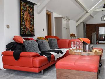Holiday Rental for 8 People in Flintshire, North-Wales, Photo 4
