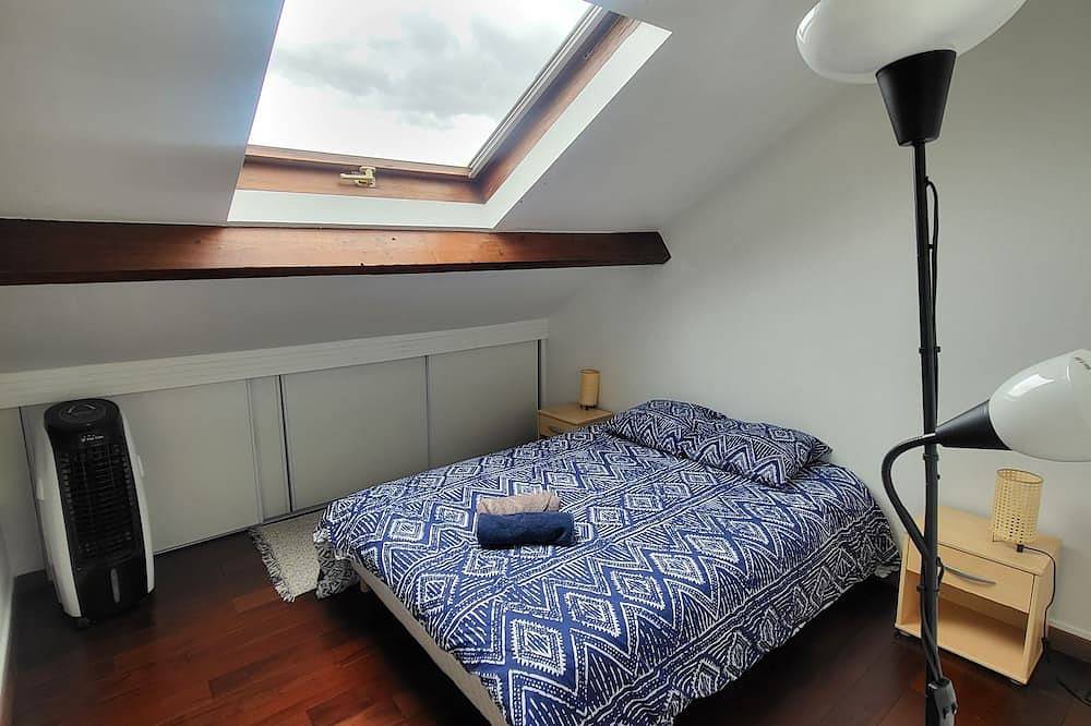 Entire apartment, Large duplex near Paris and Disney in Saint-Maur-des-Fossés, Val-de-Marne