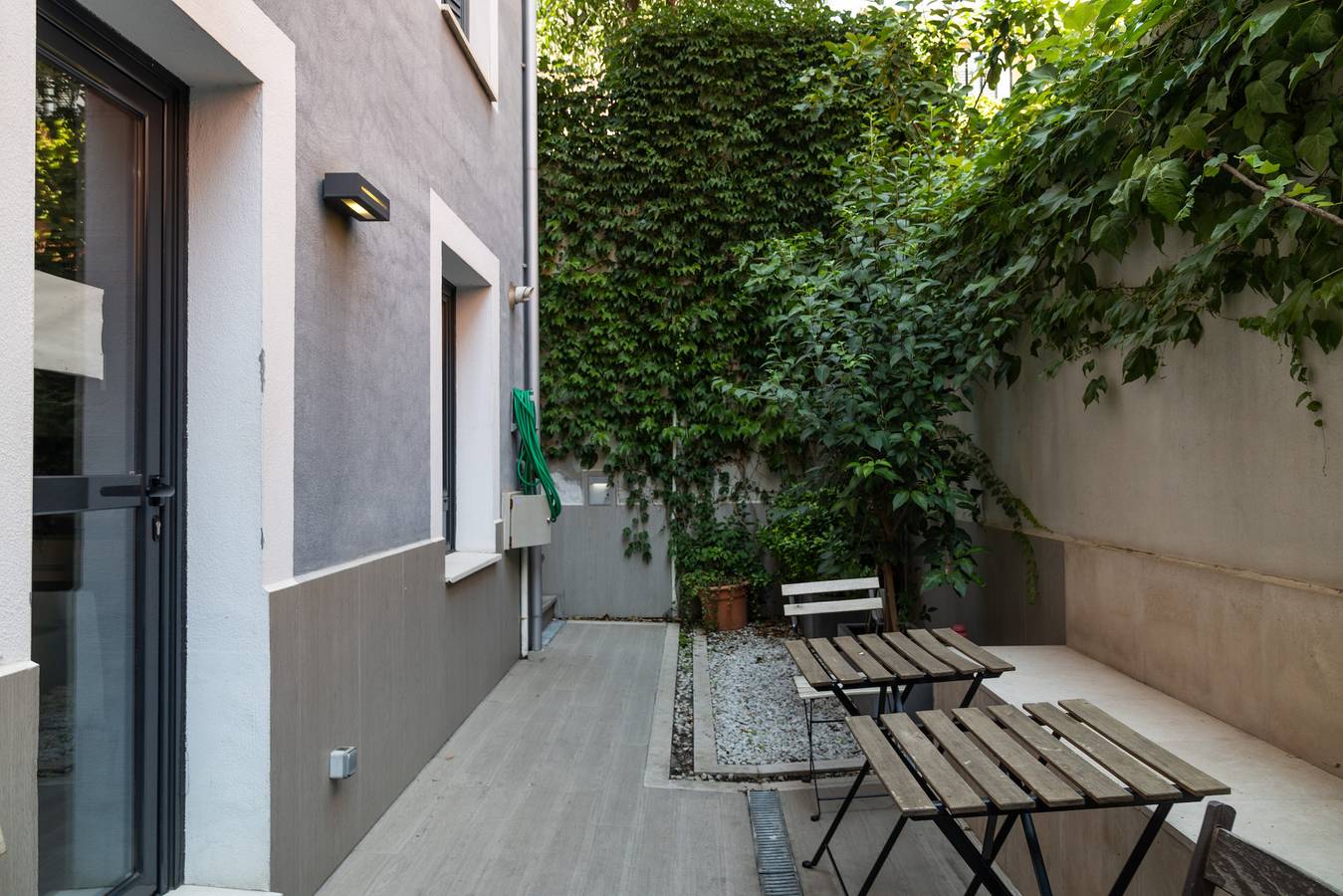 Entire vacation apartment, Pilar de Zaragoza Hab 9 in Madrid, Madrid Province