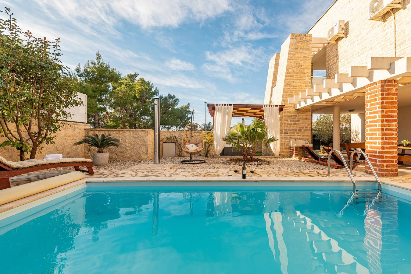 Villa Ivan Zadarvillas in Novigradsko More, Zadar