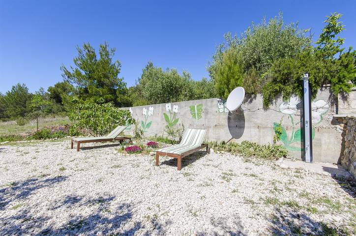 Smještaj za odmor za 4 osoba, s Vrt u Bol otok Brač
