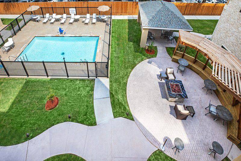 Staybridge Suites Iah Airport East in Houston, Condado de Harris
