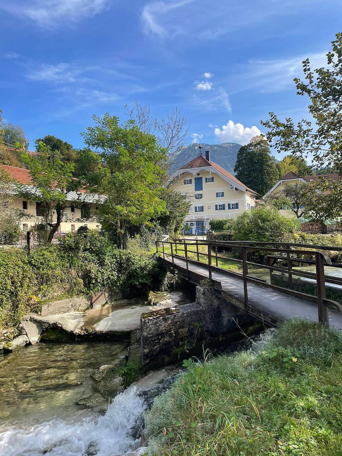 Ganze Ferienwohnung, Am Mühlbach - Ferienwohnung am Mühlbach für 1-5 Personen, 76 qm, Balkon, in Weißbach (Bayern), Bad Reichenhall