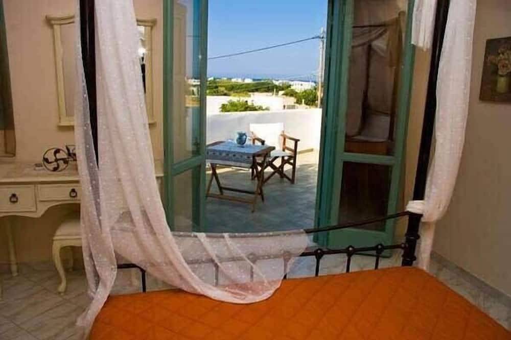 Ganze Wohnung, Skyros Luxury Poolside Getaway in Skyros