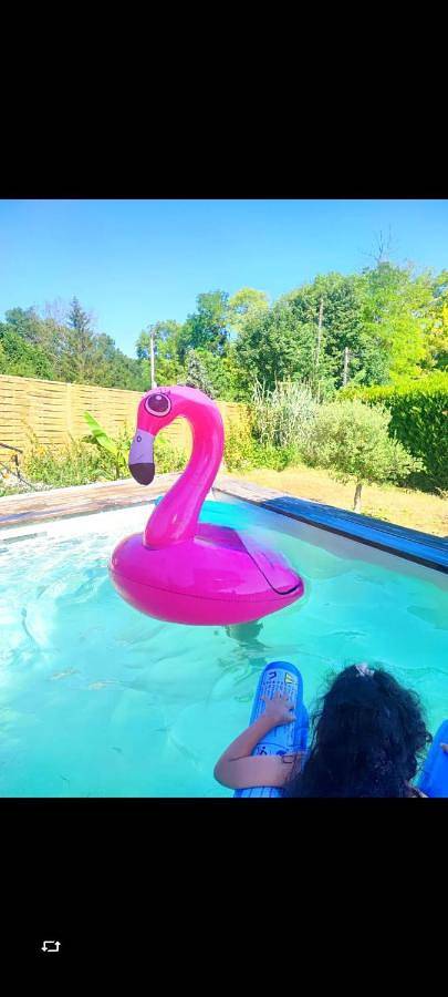Gîte pour 7 personnes, avec jardin et piscine à Villiers-sur-Morin