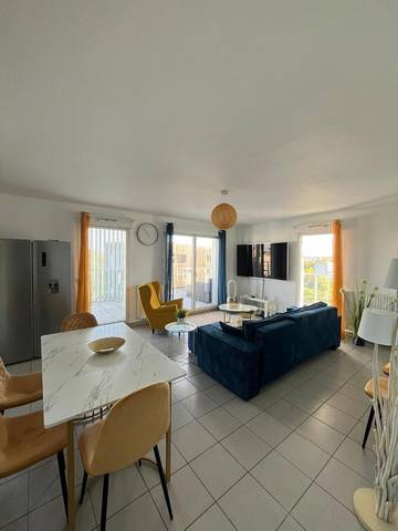 Gîte pour 7 personnes, avec vue et terrasse dans Plage du Lac de Bordeaux