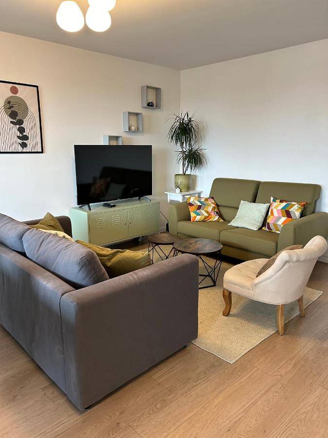 Gîte pour 8 personnes, avec terrasse et vue à La Courneuve - 2