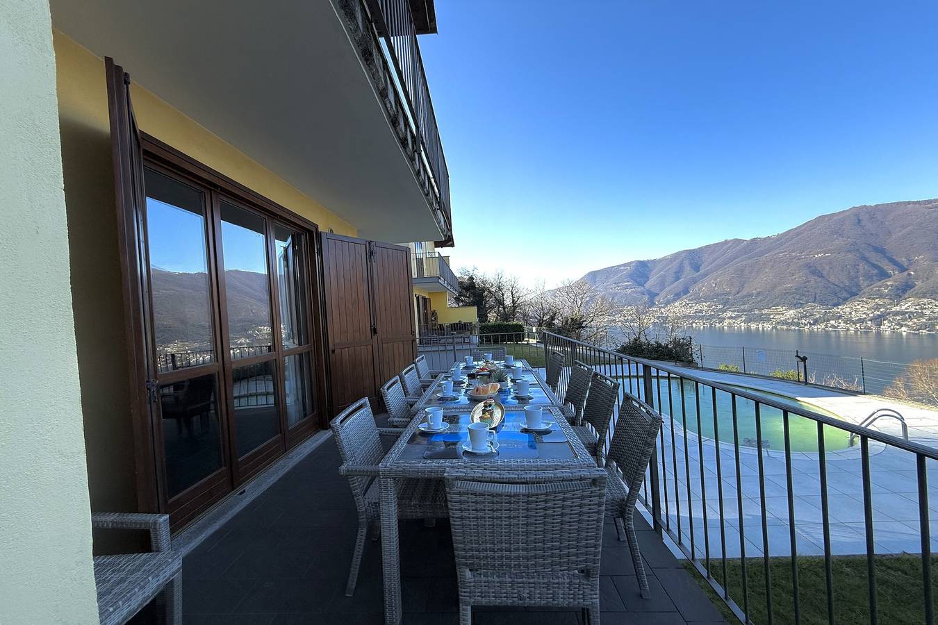 Entire apartment, Casa Tulipano Grande in Molina (Faggeto Lario), Faggeto Lario