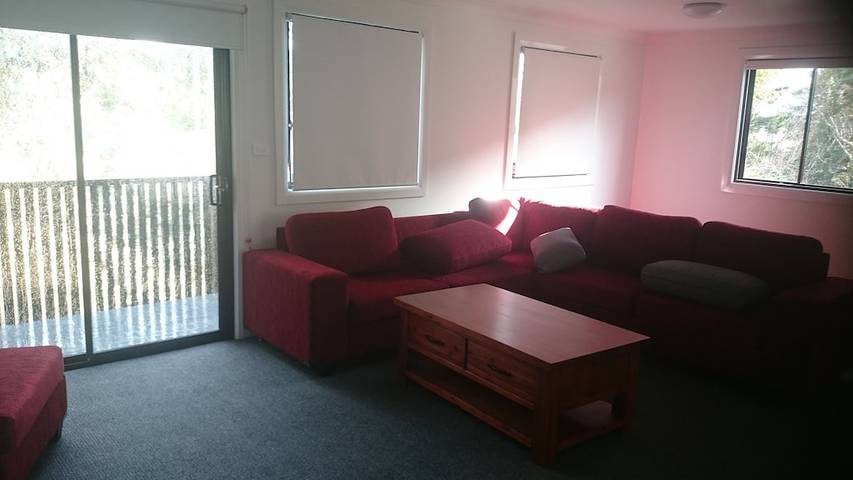 Holiday home for 8 people, with balcony and garden in Jindabyne