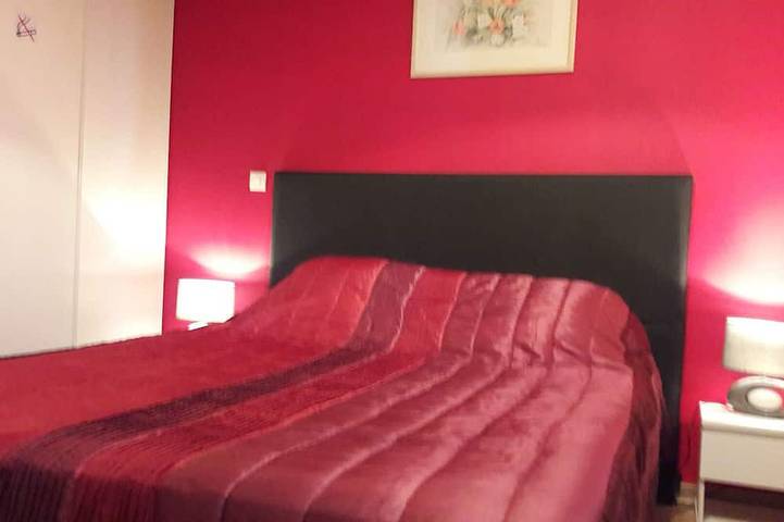 Gîte pour 20 personnes, avec jardin et jacuzzi à Thénac - 2