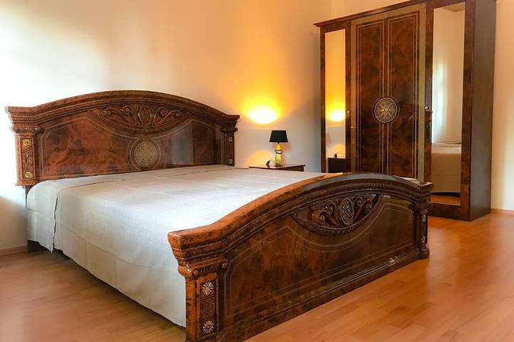 Ganze Wohnung, 150qm Ferienwohnung für Familien & Business& Handwerker Nähe Berlin „ Casa20200“ in Falkensee, Havelland