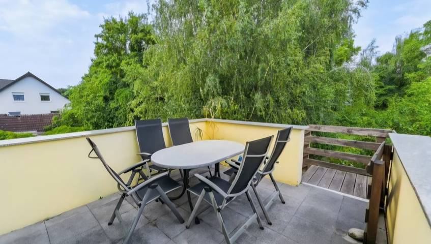 Ferienwohnung für 6 Personen, mit Balkon und Garten in Herford - 2