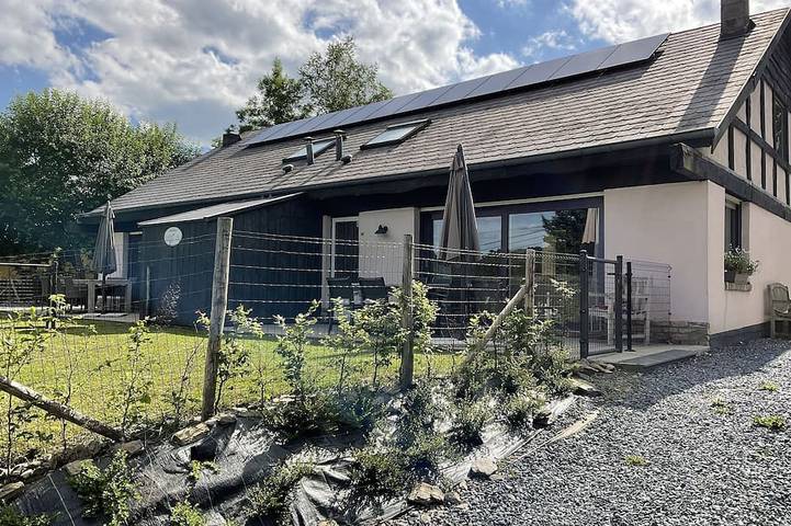 Location de vacances pour 8 personnes, avec jardin et terrasse dans Wibrin