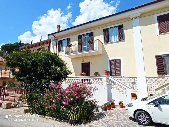 Albergo a gestione familiare per 2 persone, con panorama e terrazza, con animali domestici in Abruzzo