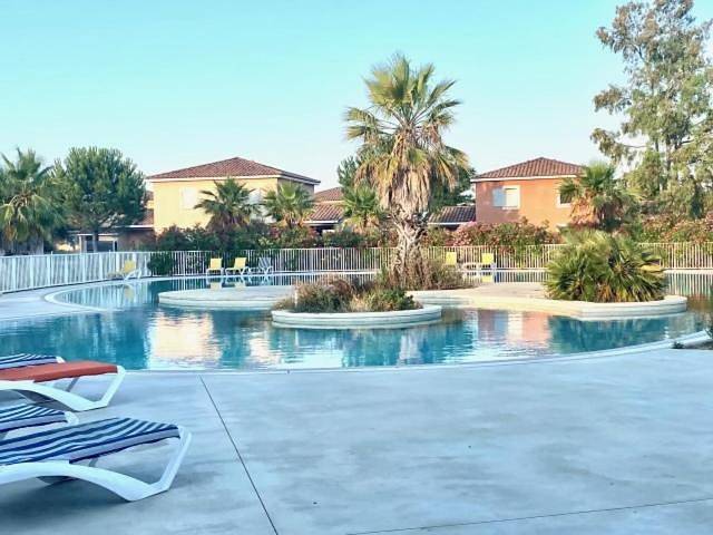 Location de vacances pour 6 personnes, avec jardin et piscine à Fabrègues - 2