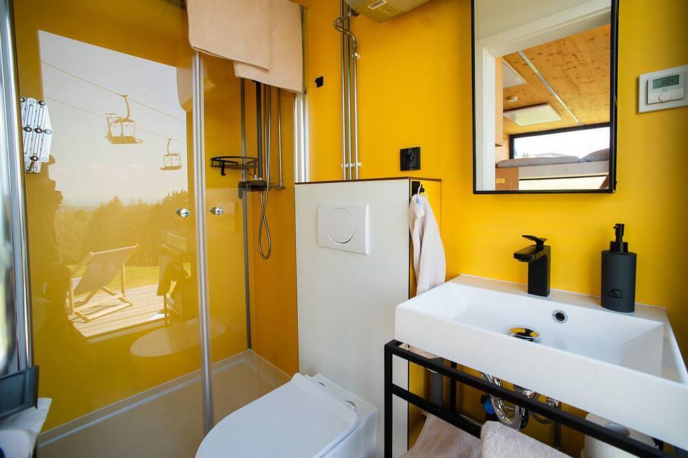 Bergheim Container Lofts, tiny house \"Flow\" Urlaub im Seecontainer! in Schöneck (Sachsen), Chemnitz und Umgebung